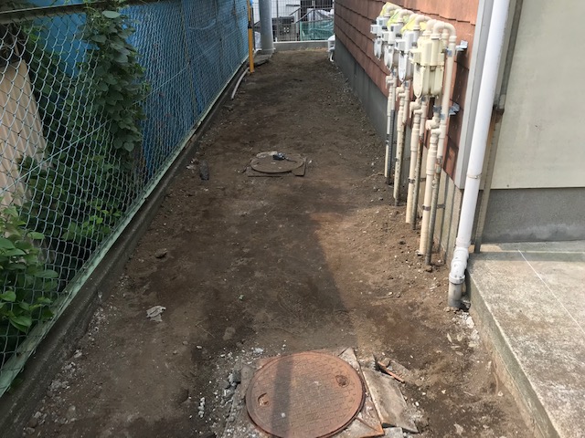 2：古い部材の解体・撤去