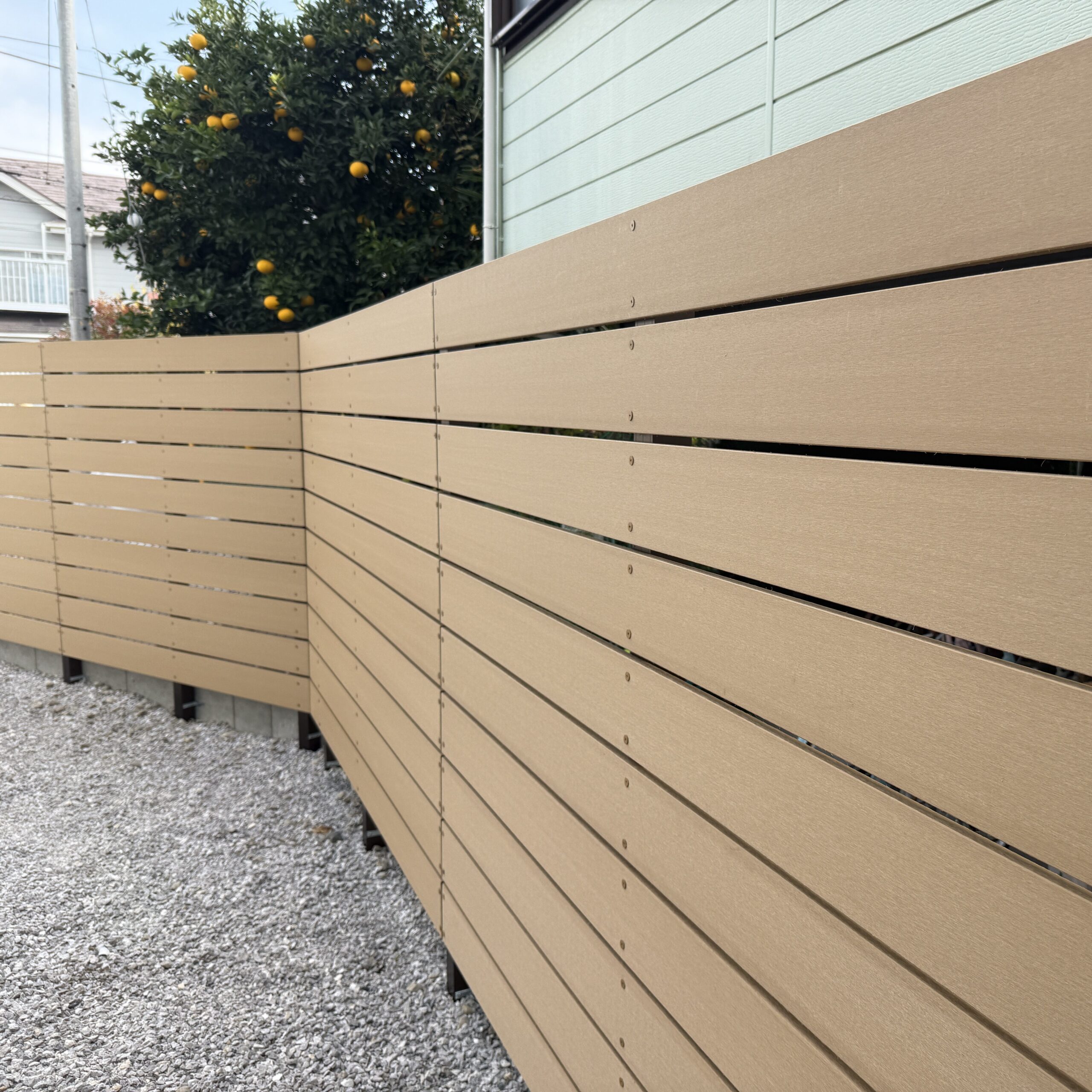 境界フェンス設置